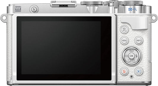 Olympus PEN E-P7 Camera Kit, 20 MP Sensor, 5-axis image stabilisation, 4K-Silver